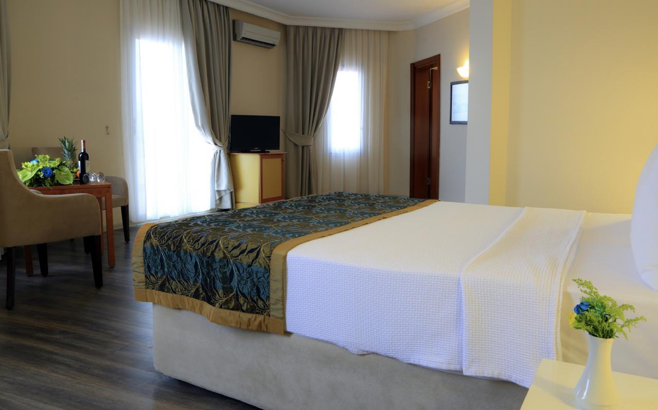 Roseira Beach Resort Gulluk Exterior foto